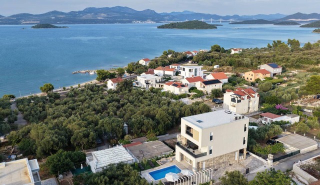 Awesome home in Drace with sauna in Drace