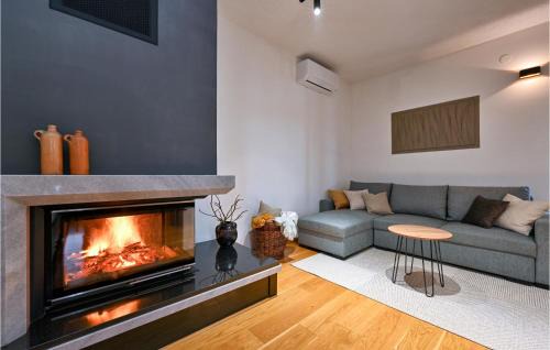 Awesome Home In Maglenca With Sauna