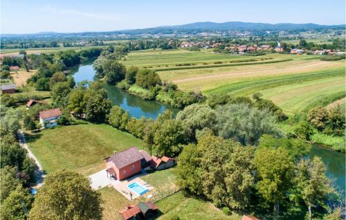 Awesome Home In Mirkopolje