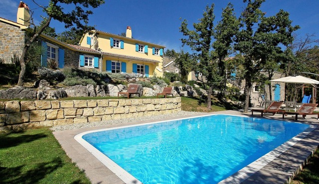 Awesome home in Pazin