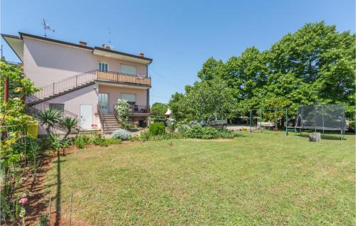 Beach Front Apartment In Umag With Wifi