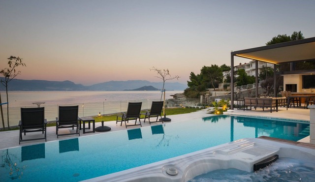 Beachfront Villa Grey Martini with Pool in Split