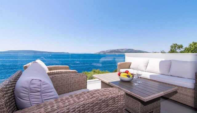 Beachfront Villa Sea Touch