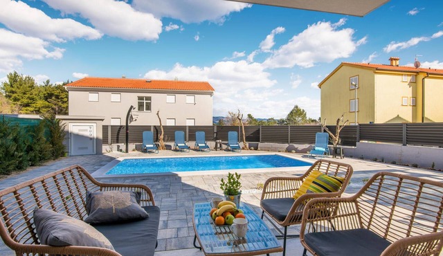 Beautiful apartment in Cizici
