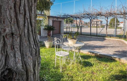 Beautiful Apartment In Finida With Wifi