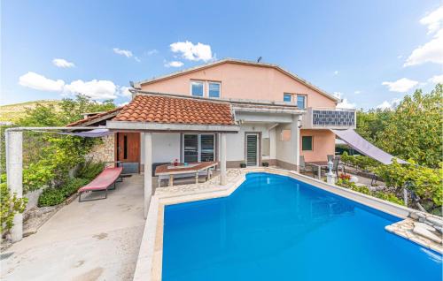 Beautiful Apartment In Labin