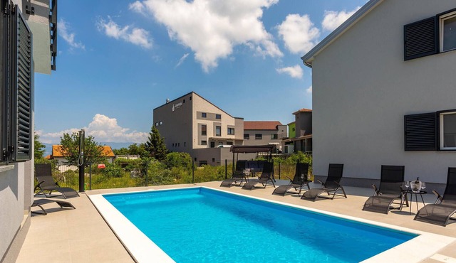 Beautiful apartment in Vrbnik