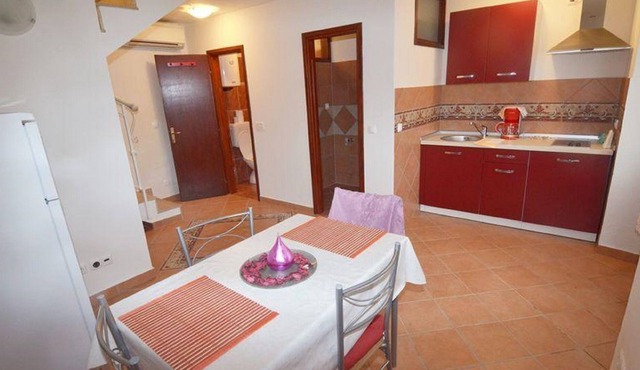 Beautiful Holiday Home in Rovinj with Private Terrace in Krmed