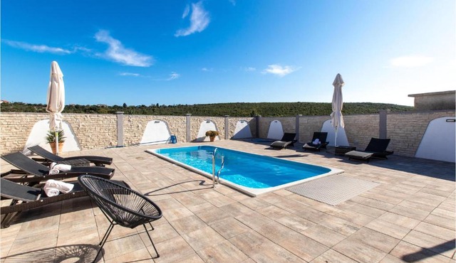 Beautiful Home In Sveti Filip I Jakov With House A Panoramic View