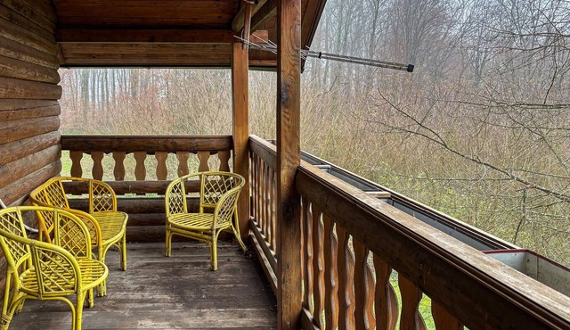 Beautiful home in Bunjani with WiFi