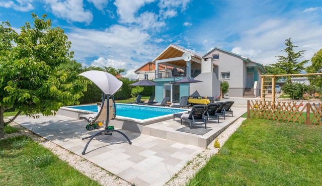 Beautiful home in Gorica in Gorica