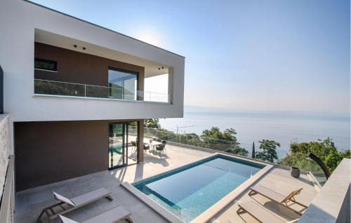 Beautiful Home In Medveja