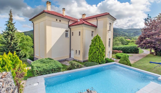 Beautiful home in Obrov in Obrov