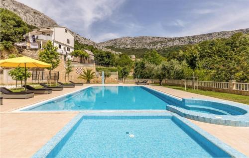 Beautiful Home In Solin