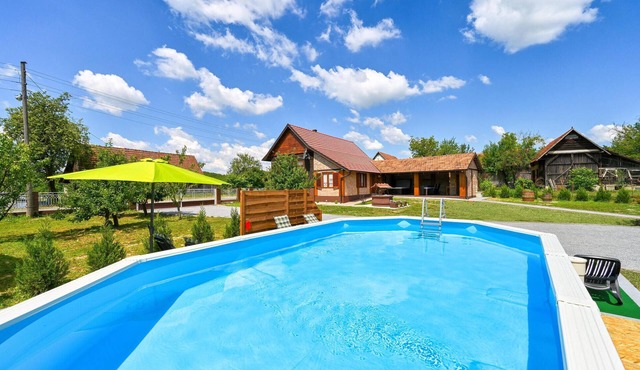 Beautiful home in Sovari with sauna