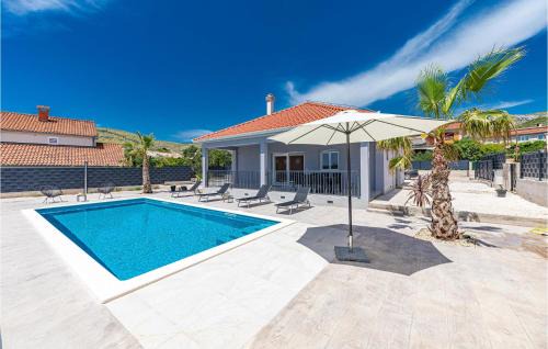 Beautiful Home In Trogir