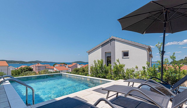 Beautiful home in Zaboric in Zaboric