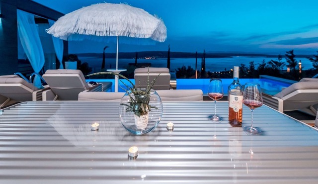 Beautiful modern and luxurious villa with an enchanting view of the sea