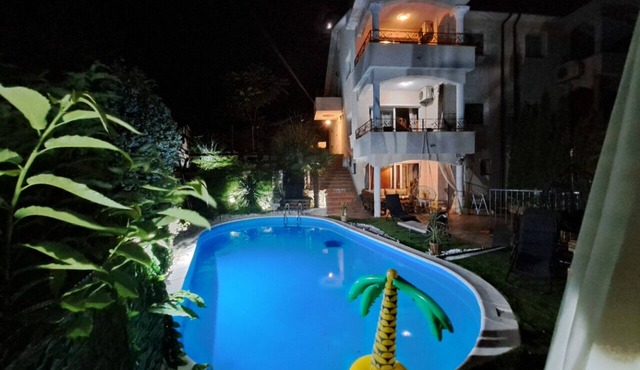 Beautiful Unique Luxury Villa Emily with Amazing Sea View and Private Chef