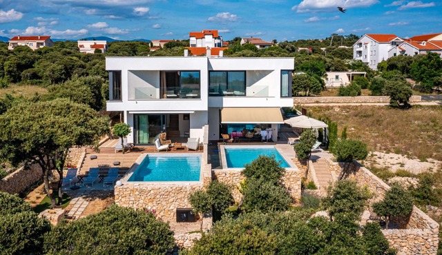 Beautiful Villa Terakota Mandre & Oliva Mandre in Mandre