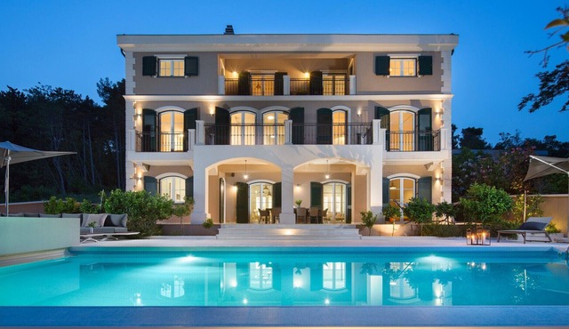 Beautiful Villa Veglia Palace