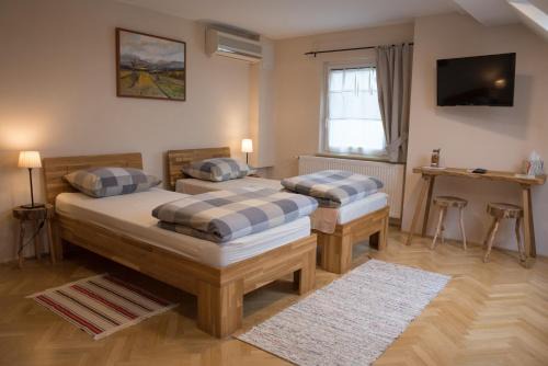 Bed & Breakfast Dvorec in Zalec