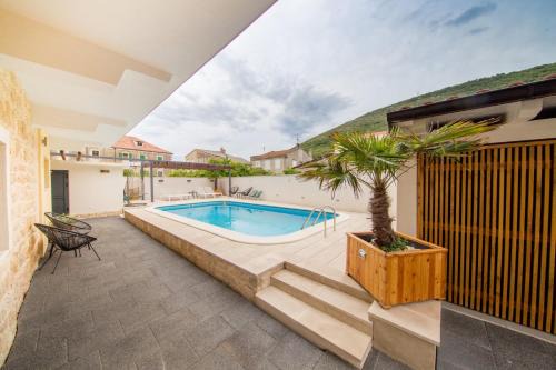 Bella Vista Suites in Vis