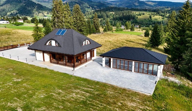 BlueCloud Chalet in Neagra Sarului