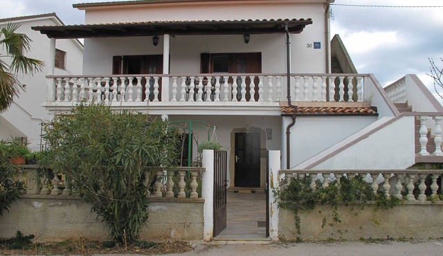 Bright and Modern: Fully Furnished Krk Apartments with Private Parking - Two Bedroom Apartment