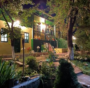 Căsuța fă rai din ce ai in Buzău