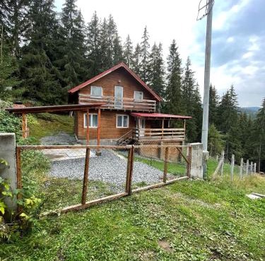 Cabana dintre brazi in Baisoara