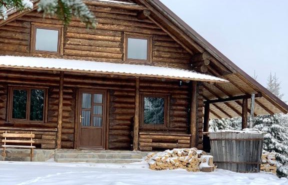 Cabana Lupilor in Sugag