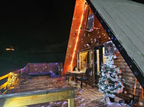 Cabana Lupul din Apuseni in Mătişeşti