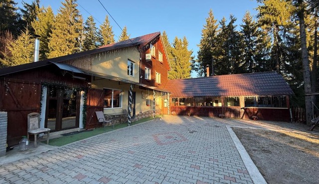 Cabana Malina Vartop1 in Nucet