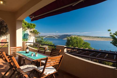 Captain's Apartment with Sea View in Kraljevica