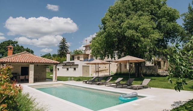 Casa Amalia with saltwater pool