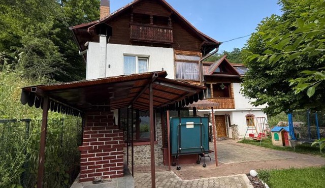 Casa COLT DE RAI in Brezoi