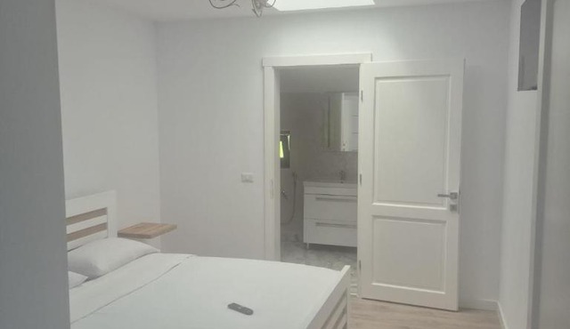 Casa Delia in Manastirea Humorului