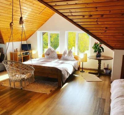 Casa din Poiana Garâna in Brebu Nou