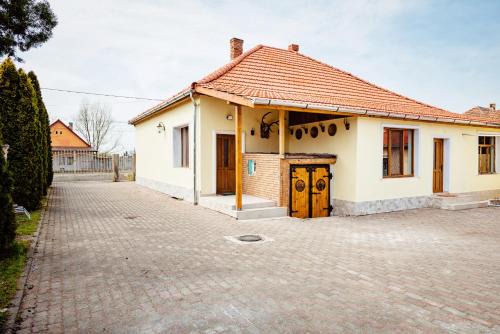Casa MB in Ghioroc