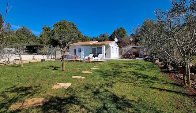 Casa Moreno - Two Bedroom Chalet, Sleeps 4 in Paolija