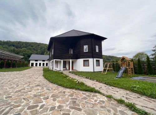 Casa Nelda in Marginea