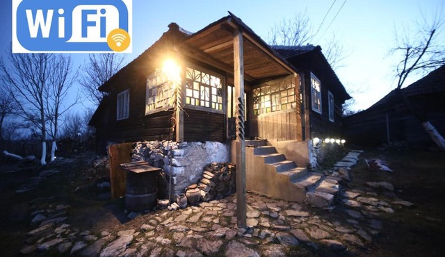 Casa Padureana - Log House from 1860 in Hunedoara