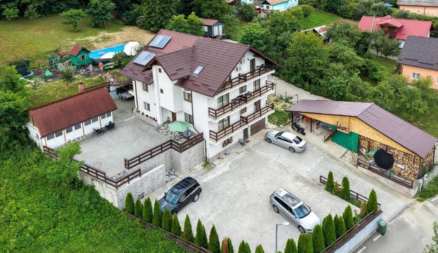 Casa Popescu Calimanesti Caciulata in Calimanesti