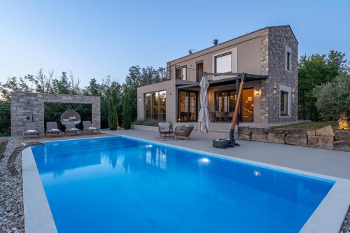Casa San Verde Hill