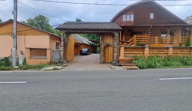 Casa Utan in Văleni