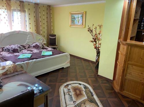 Casa VIOLETA in Bradulet