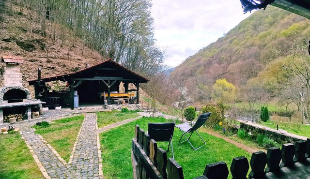 Casuta Bucuriei in Hunedoara
