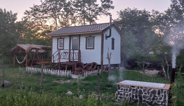 Căsuța Sara- the story of nature in Santamaria-Orlea