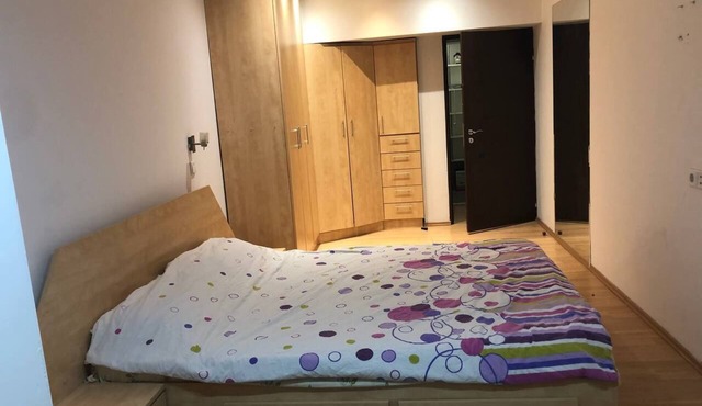 Central Hill 2-bedroom apartment in awesome Reșița with WiFi, AC in Reșița